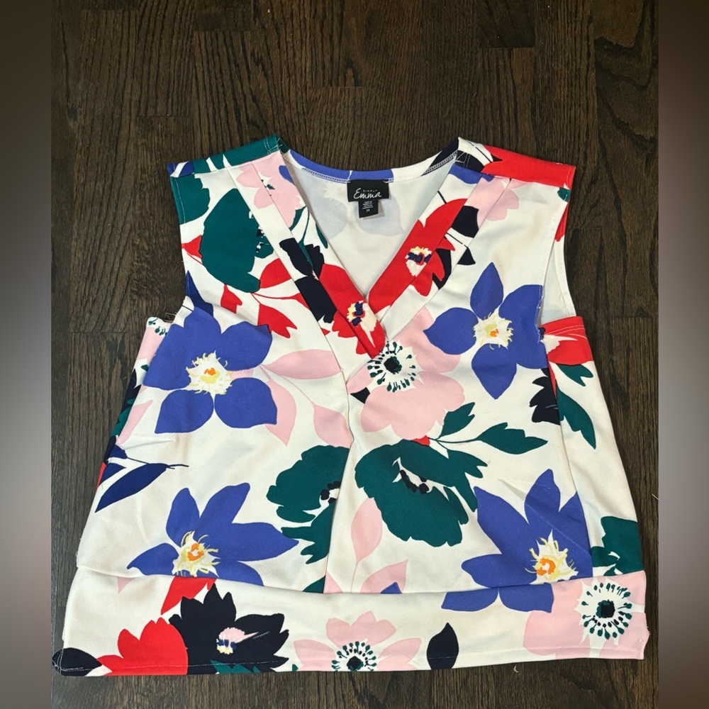 Simply Emma Multicolor Floral Top Size M